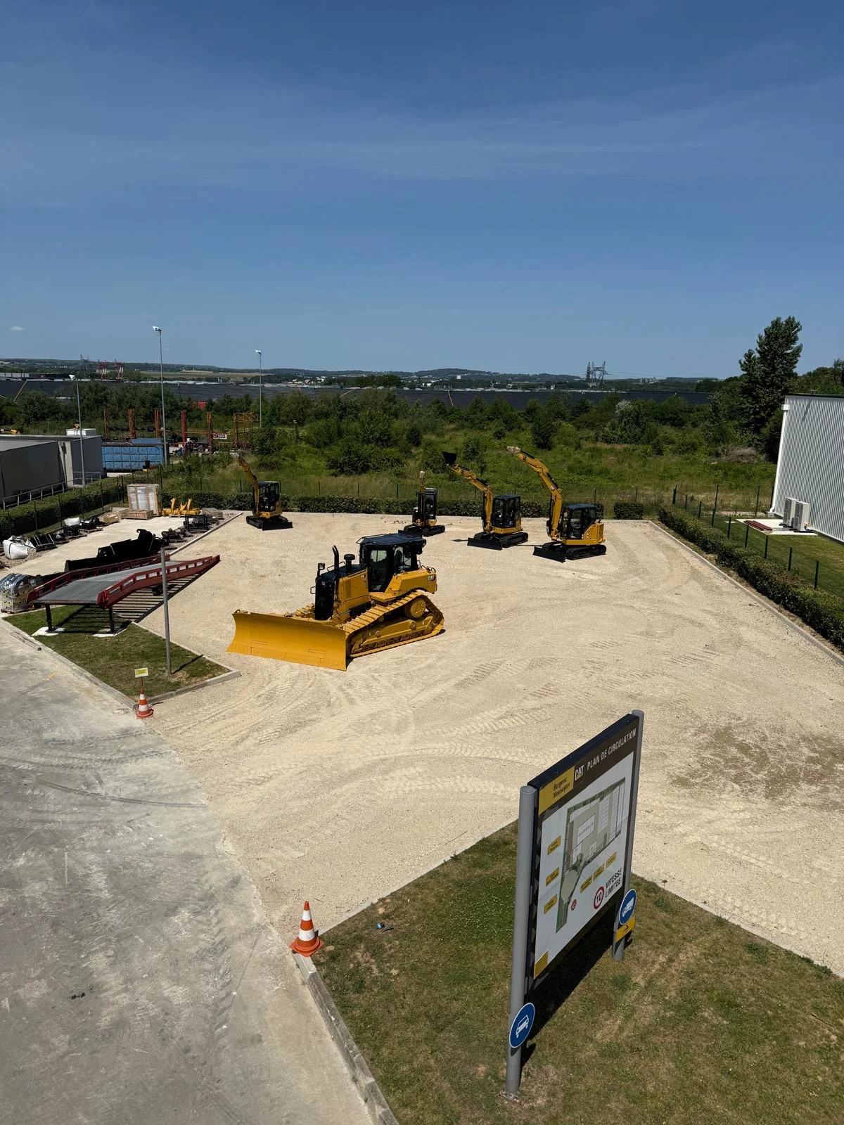 Rénovation intérieure résidentielle — peintures et revêtements finition soignée, EMS TRAVAUX