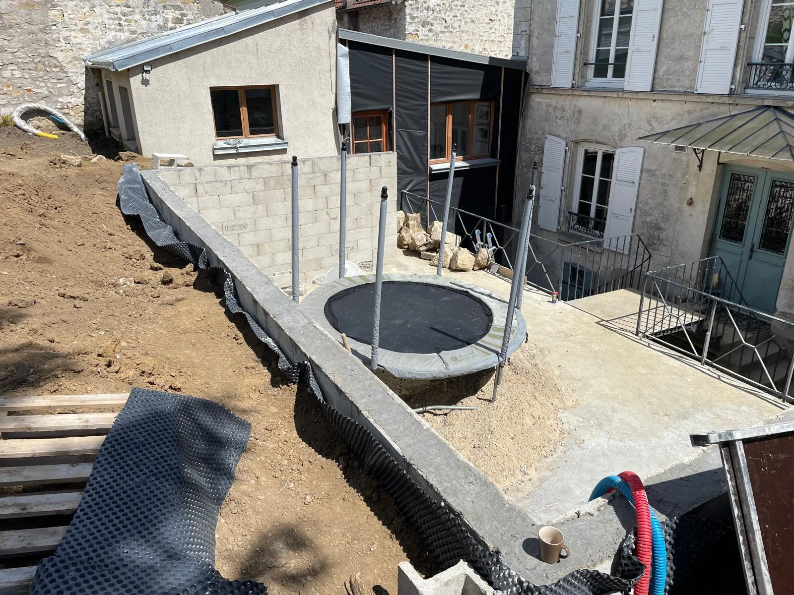 Travaux second œuvre commercial — plâtrerie et carrelage boutique, EMS TRAVAUX